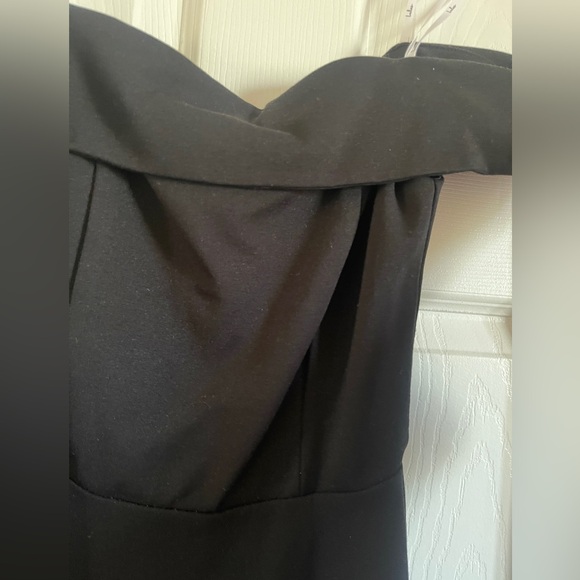 Black Off the Shoulder Skater Dress - Picture 8 of 12